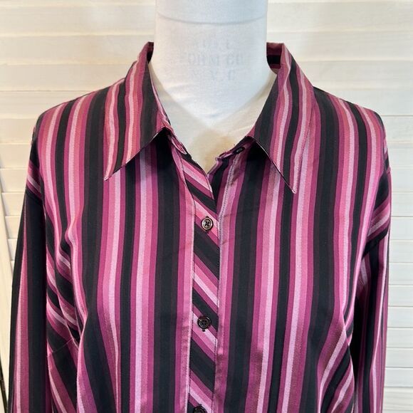 Lane Bryant Shirt Top 24/26 Classic Button Down NWT - Picture 4 of 16